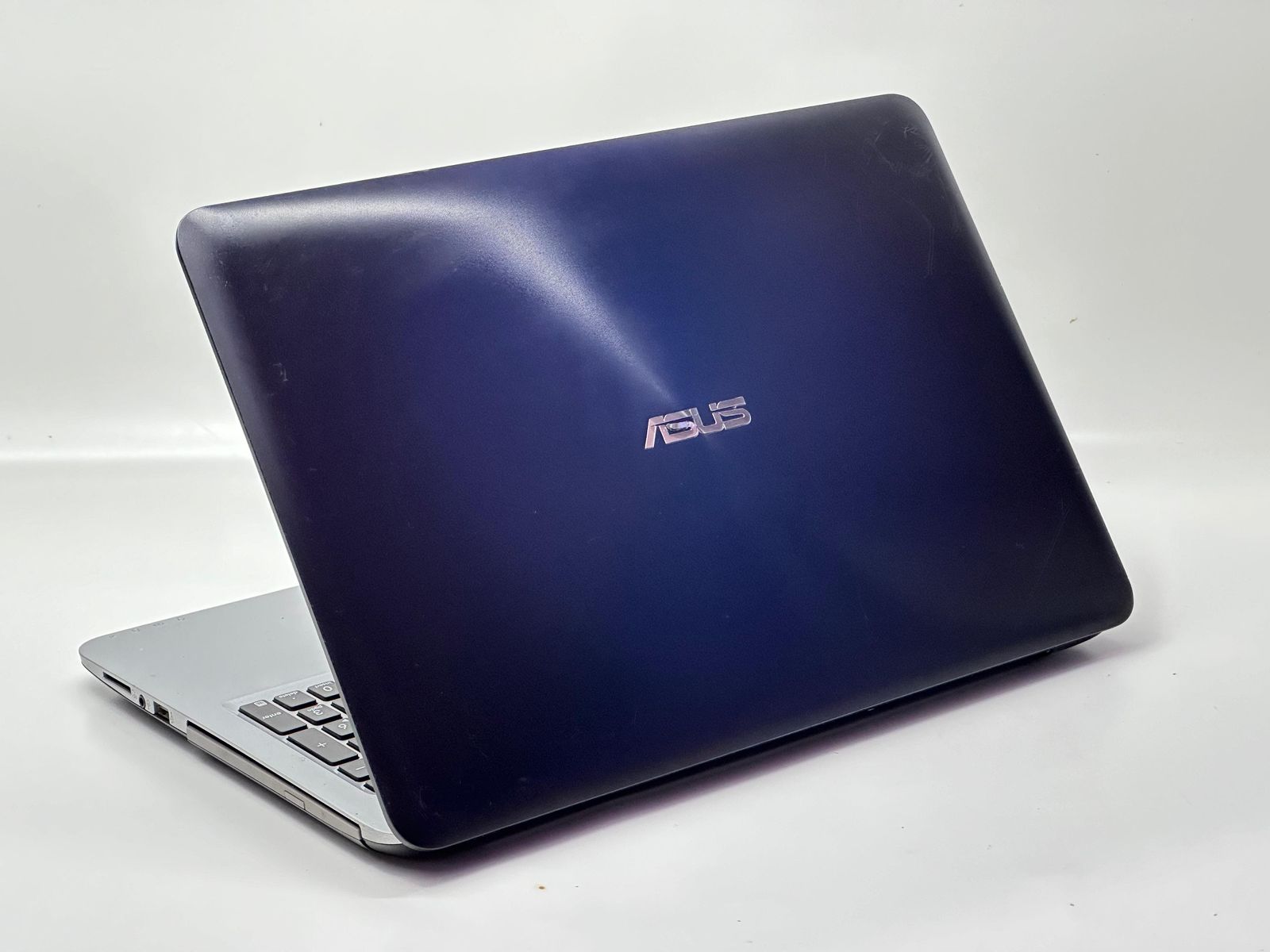 Asus x556uq